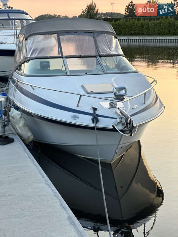 Моторна яхта Crownline 220 2009 в Києві