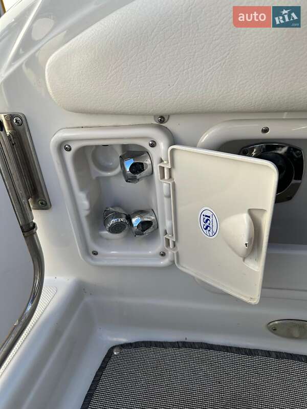 Катер Crownline 225 2007 в Чернівцях