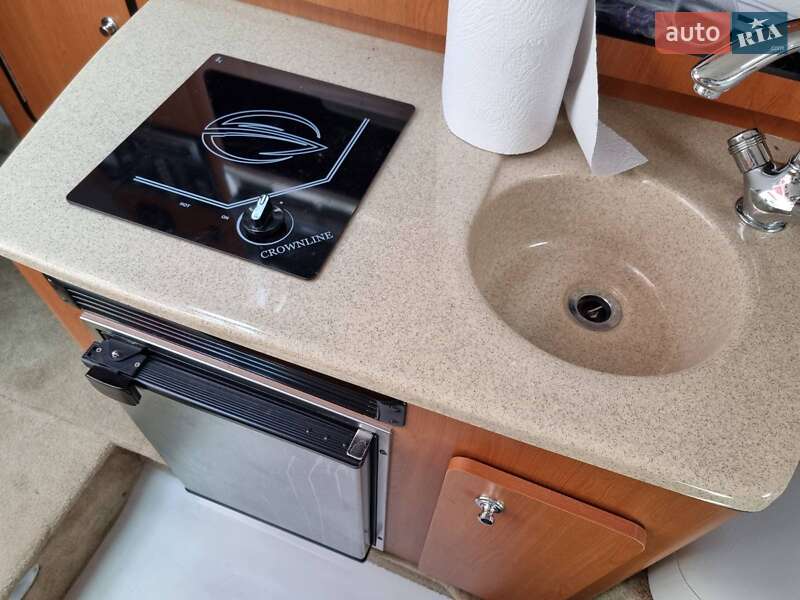 Катер Crownline CR 2008 в Киеве фото 24 Катер Crownline CR 2008 в Киеве