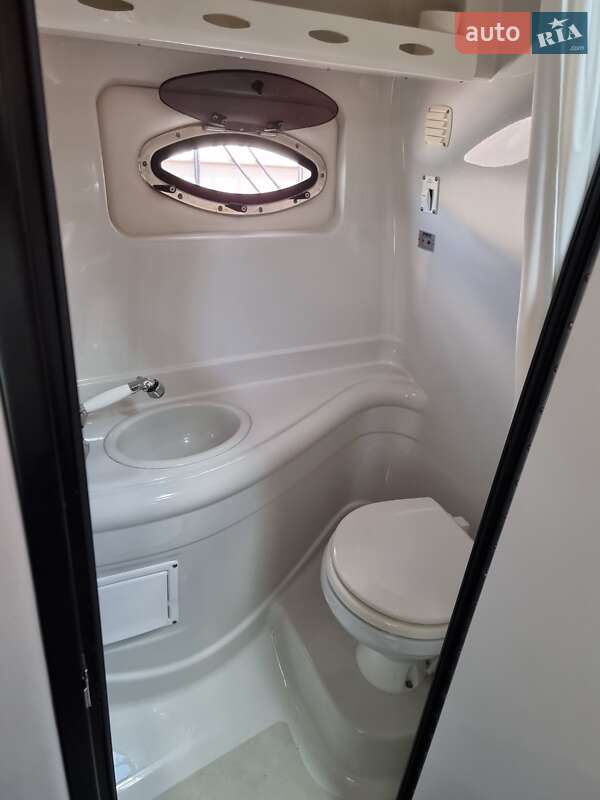 Катер Crownline CR 2008 в Киеве фото 25 Катер Crownline CR 2008 в Киеве