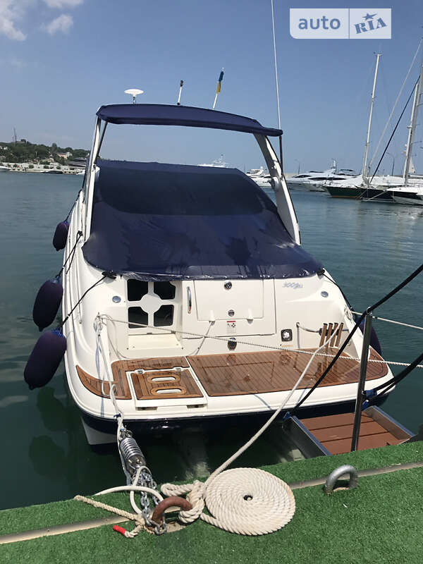 Моторная яхта Cruisers Yachts 300 2007 в Одессе