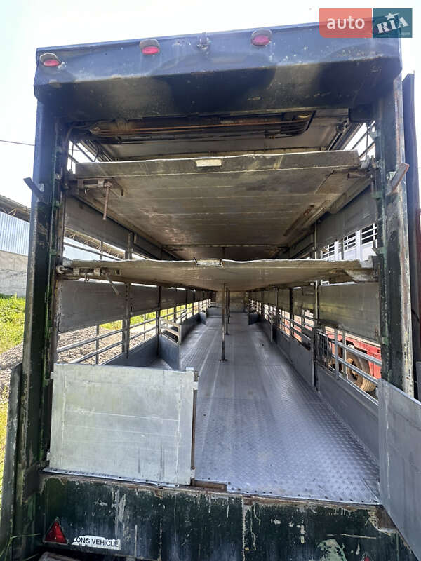 Для перевозки животных - полуприцеп CUPPERS LVO 1993 в Красилове