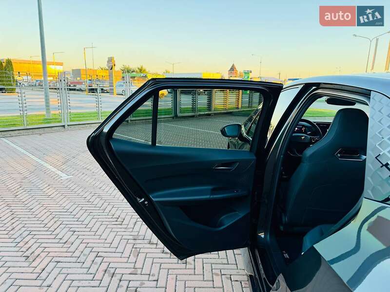 Хэтчбек Cupra Born 2022 в Мукачево