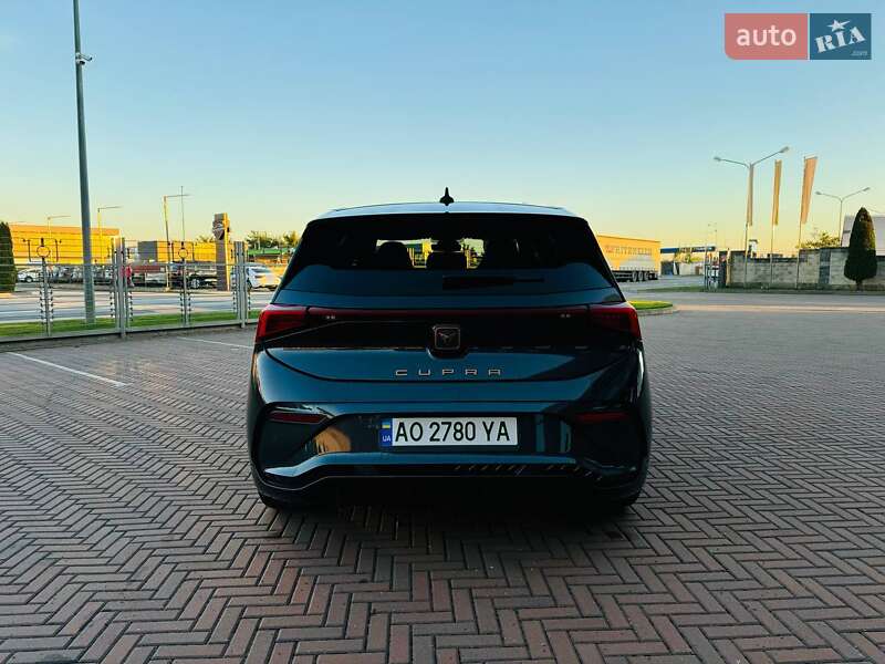 Хэтчбек Cupra Born 2022 в Мукачево