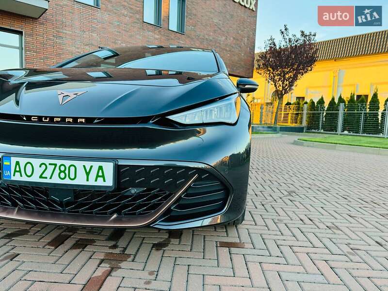 Хэтчбек Cupra Born 2022 в Мукачево