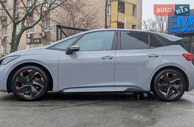 Хэтчбек Cupra Born 2022 в 