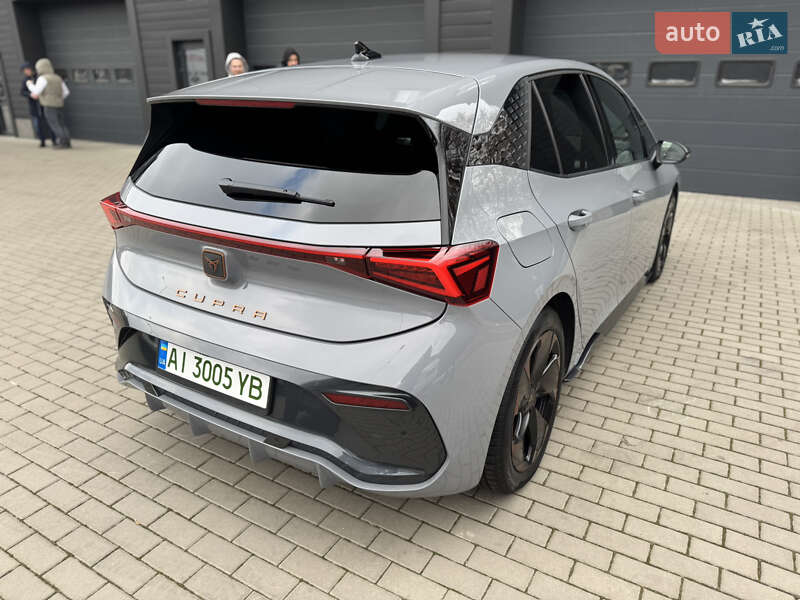Хэтчбек Cupra Born 2023 в Киеве