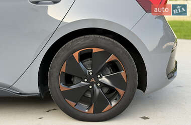 Хэтчбек Cupra Born 2023 в 