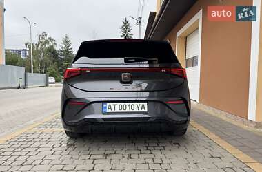 Хэтчбек Cupra Born 2022 в 