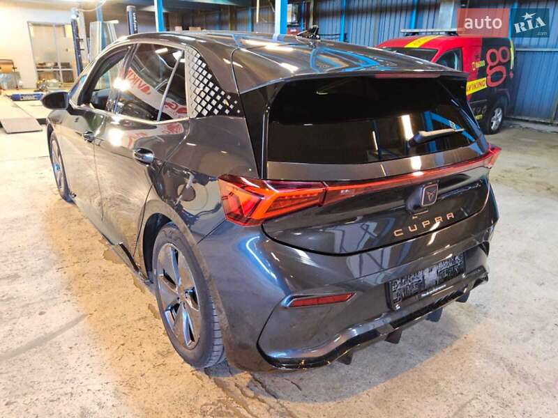 Хетчбек Cupra Born 2022 в Києві фото 21 Хетчбек Cupra Born 2022 в Києві