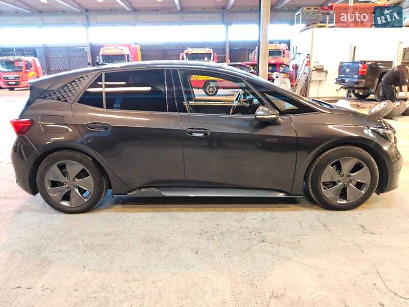 Хетчбек Cupra Born 2022 в Києві фото 25 Хетчбек Cupra Born 2022 в Києві