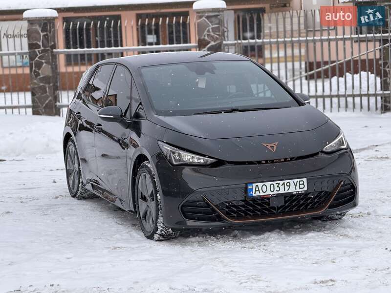 Хэтчбек Cupra Born 2022 в Мукачево