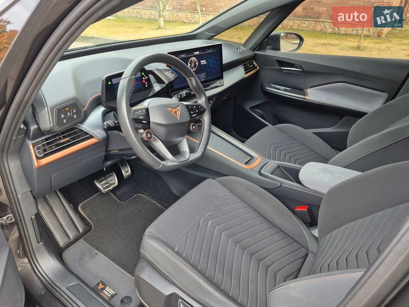 Хэтчбек Cupra Born 2023 в Ровно