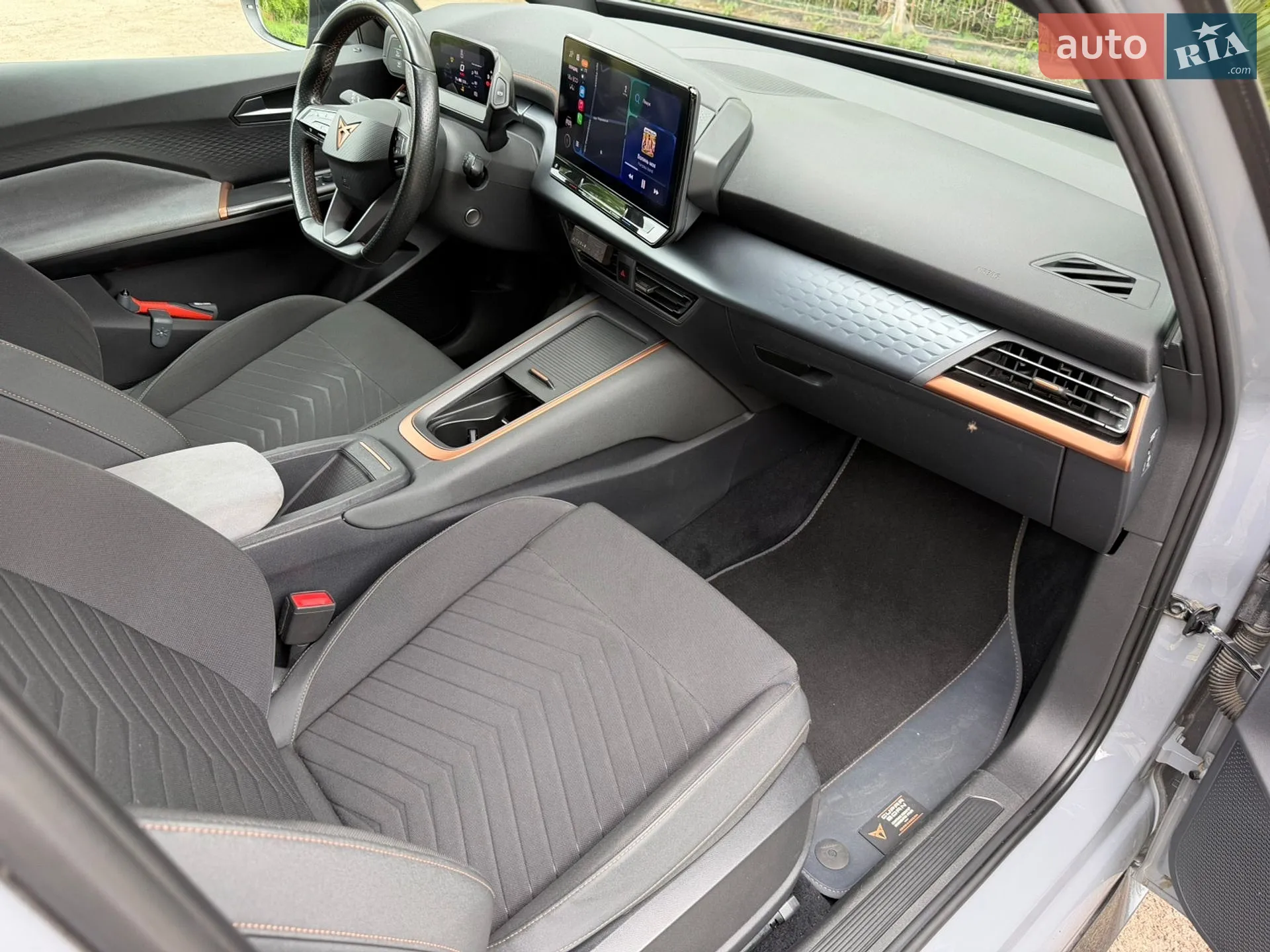 2022 Cupra Born - мініатюра 25