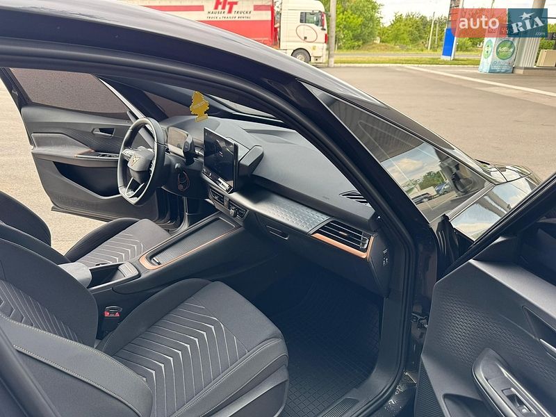 Хэтчбек Cupra Born 2023 в Луцке
