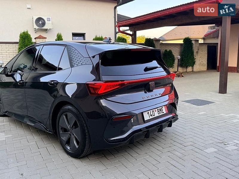 Хэтчбек Cupra Born 2022 в Мукачево