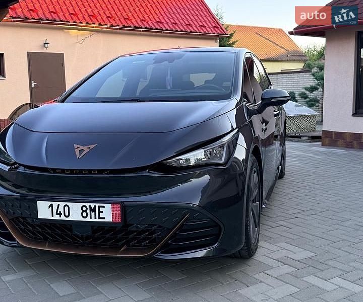 Хэтчбек Cupra Born 2022 в Мукачево