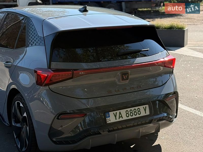 Хэтчбек Cupra Born 2023 в Золотоноше фото 9 Хэтчбек Cupra Born 2023 в Золотоноше