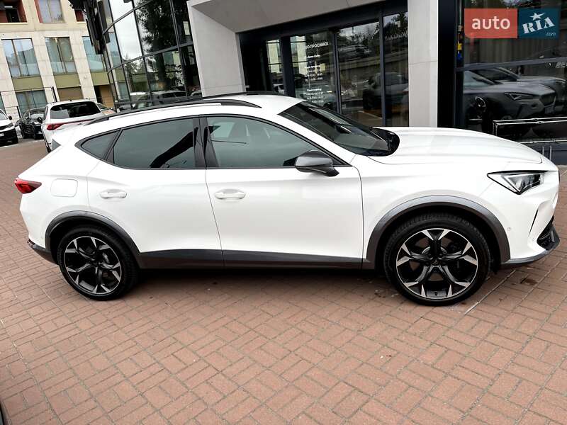 Позашляховик / Кросовер Cupra Formentor 2024 в Києві