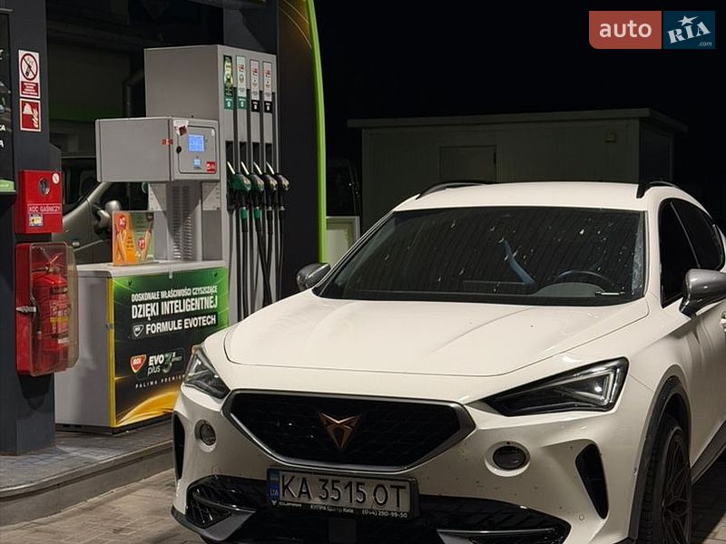 Внедорожник / Кроссовер Cupra Formentor 2024 в Киеве