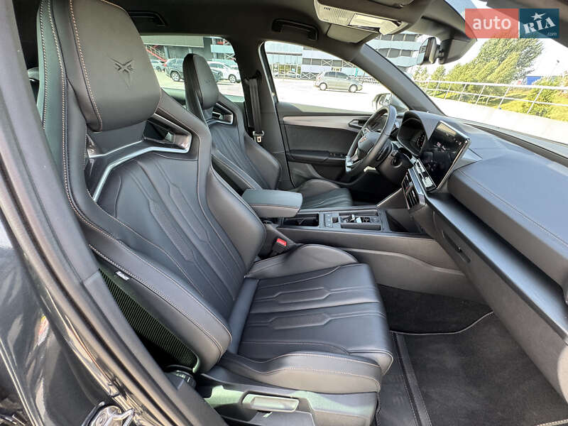 Универсал Cupra Leon Sportstourer 2023 в Киеве фото 40 Универсал Cupra Leon Sportstourer 2023 в Киеве