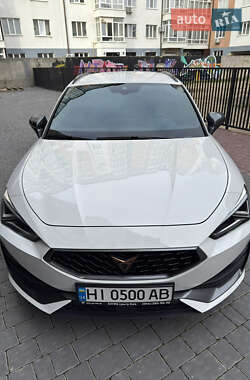 Универсал Cupra Leon 2024 в 