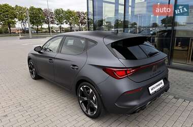 Хэтчбек Cupra Leon 2024 в 