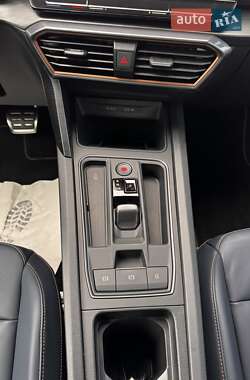 Хэтчбек Cupra Leon 2024 в 