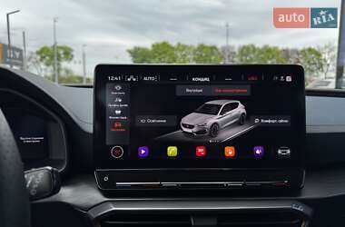 Хэтчбек Cupra Leon 2024 в 