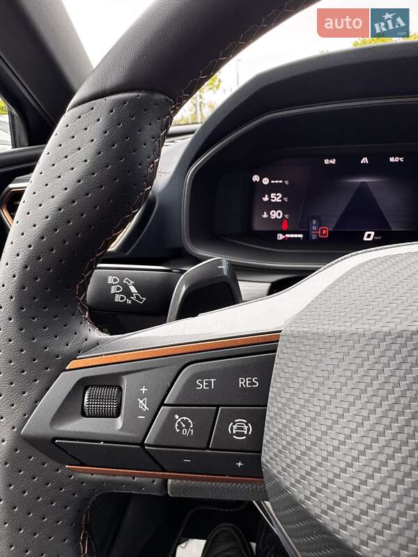 Хетчбек Cupra Leon 2024 в Києві фото 63 Хетчбек Cupra Leon 2024 в Києві