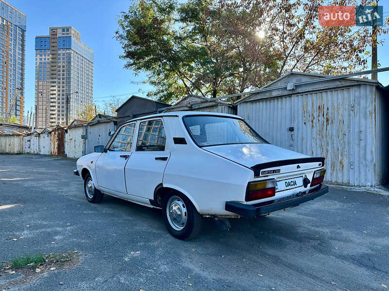 Седан Dacia 1310 1991 в Киеве