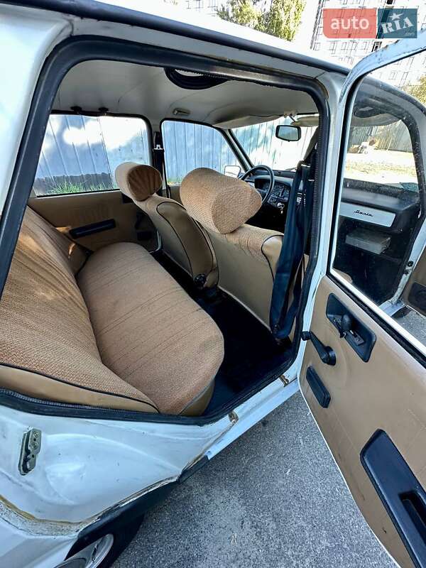 Седан Dacia 1310 1991 в Киеве