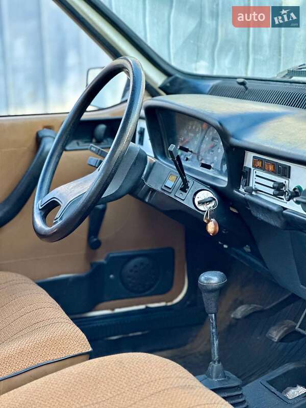 Седан Dacia 1310 1991 в Киеве