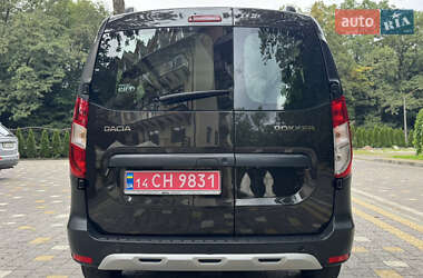 Минивэн Dacia Dokker Stepway 2018 в 