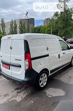 Грузовой фургон Dacia Dokker 2018 в Киеве