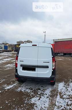 Грузовой фургон Dacia Dokker 2017 в Киеве