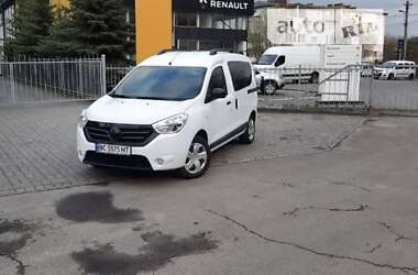 Минивэн Dacia Dokker 2015 в Львове