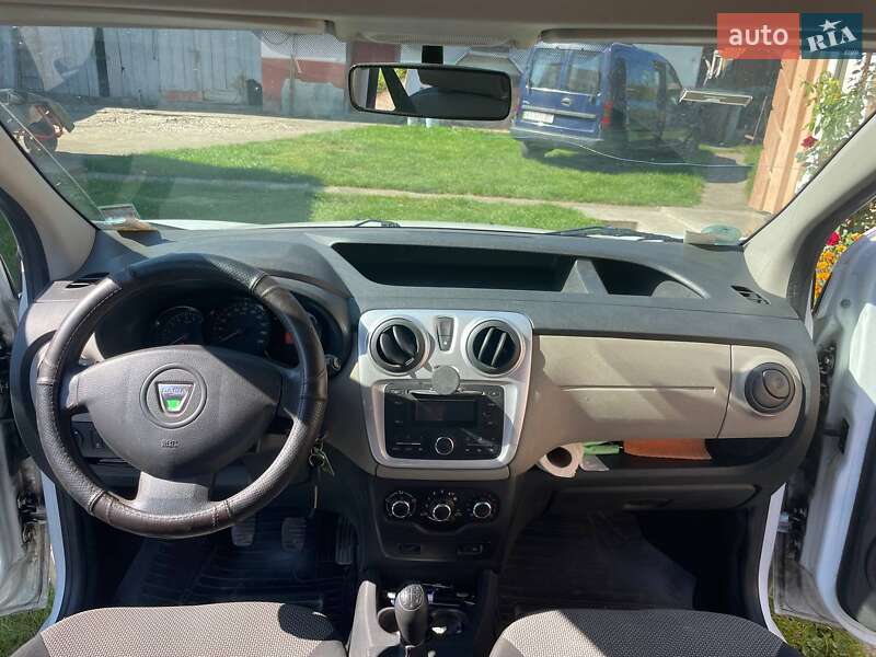 Минивэн Dacia Dokker 2014 в Коломые