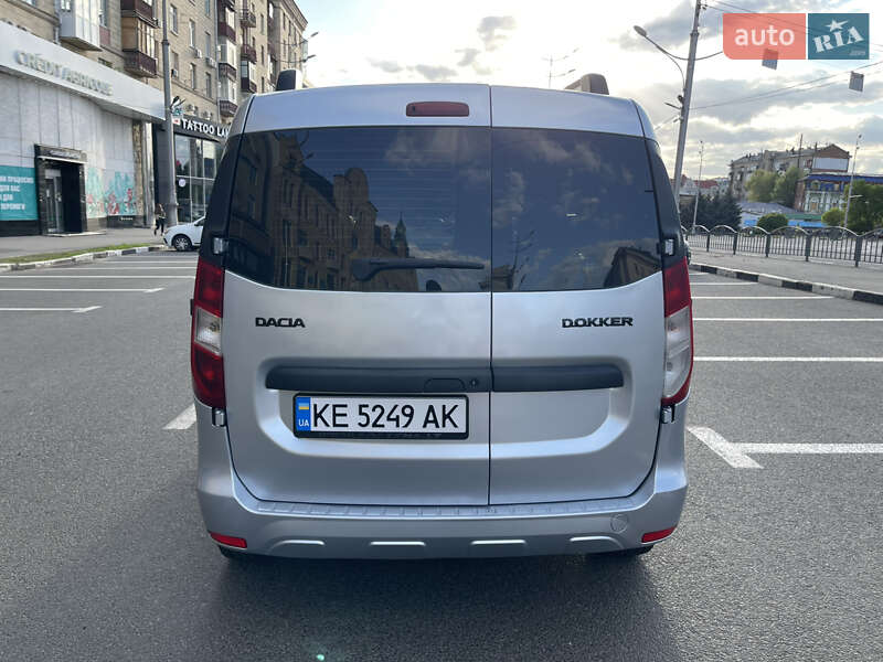 Мінівен Dacia Dokker 2015 в Харкові