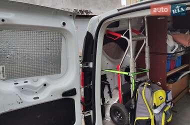 Грузовой фургон Dacia Dokker 2013 в 