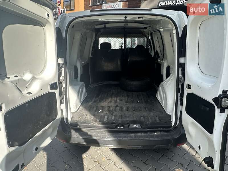 Вантажний фургон Dacia Dokker 2017 в Чернівцях фото 6 Вантажний фургон Dacia Dokker 2017 в Чернівцях