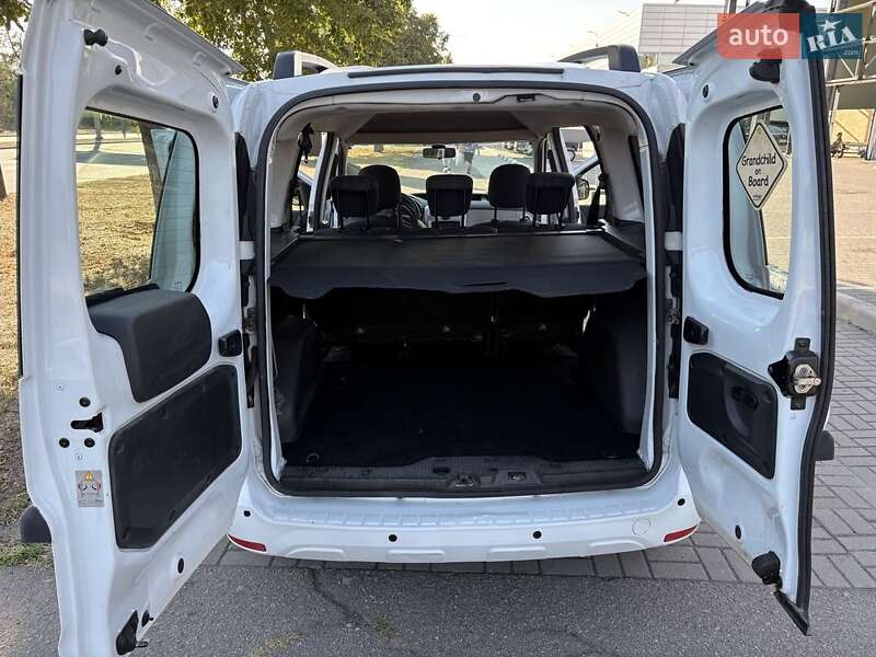 Минивэн Dacia Dokker 2013 в Запорожье