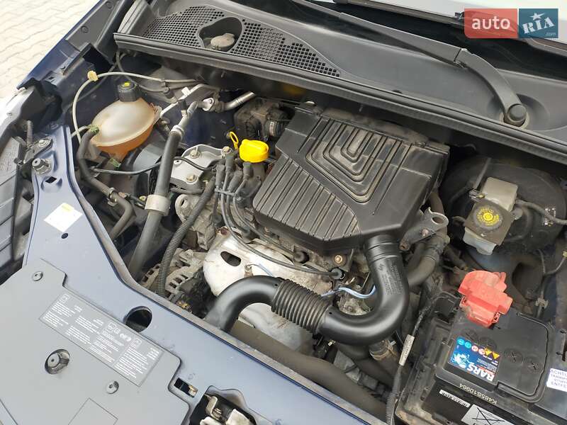 Мінівен Dacia Dokker 2013 в Вінниці