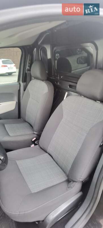 Грузовой фургон Dacia Dokker 2016 в Луцке фото 10 Грузовой фургон Dacia Dokker 2016 в Луцке