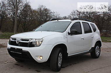 Позашляховик / Кросовер Dacia Duster 2011 в Кременчуці