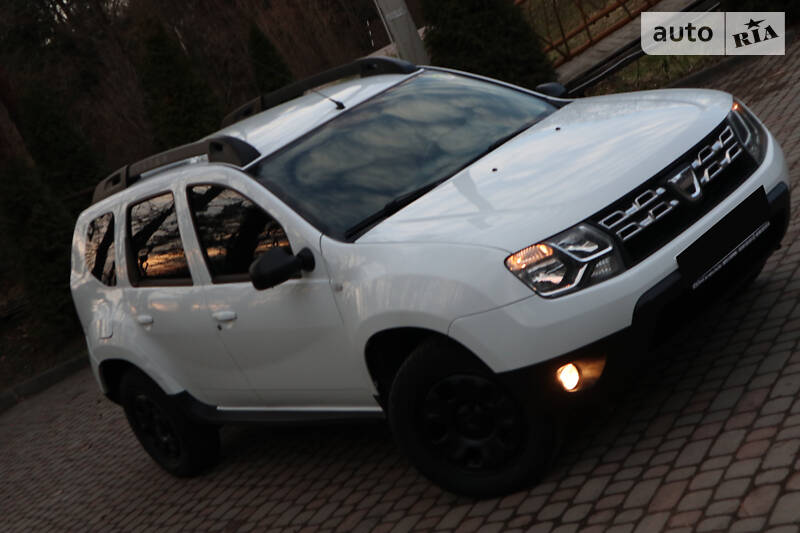 Позашляховик / Кросовер Dacia Duster 2015 в Дрогобичі