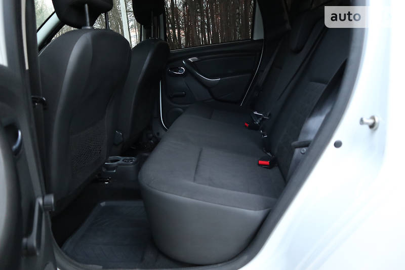 Позашляховик / Кросовер Dacia Duster 2015 в Дрогобичі