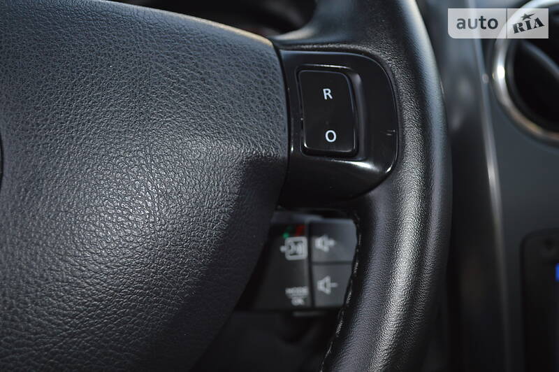 Позашляховик / Кросовер Dacia Duster 2015 в Луцьку
