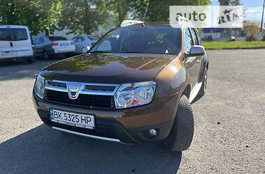 Внедорожник / Кроссовер Dacia Duster 2011 в Дубно