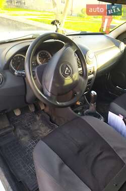 Внедорожник / Кроссовер Dacia Duster 2011 в Долине